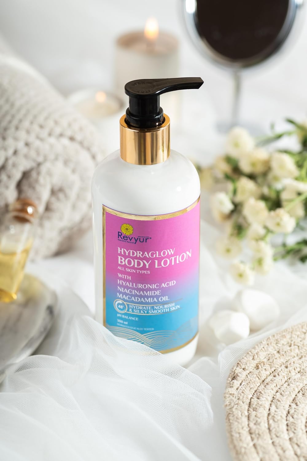 Revyur Hydraglow Body Lotion with Hyaluronic Acid, Niacinamide and Macadamia Oil for All Skin Types, 300ml