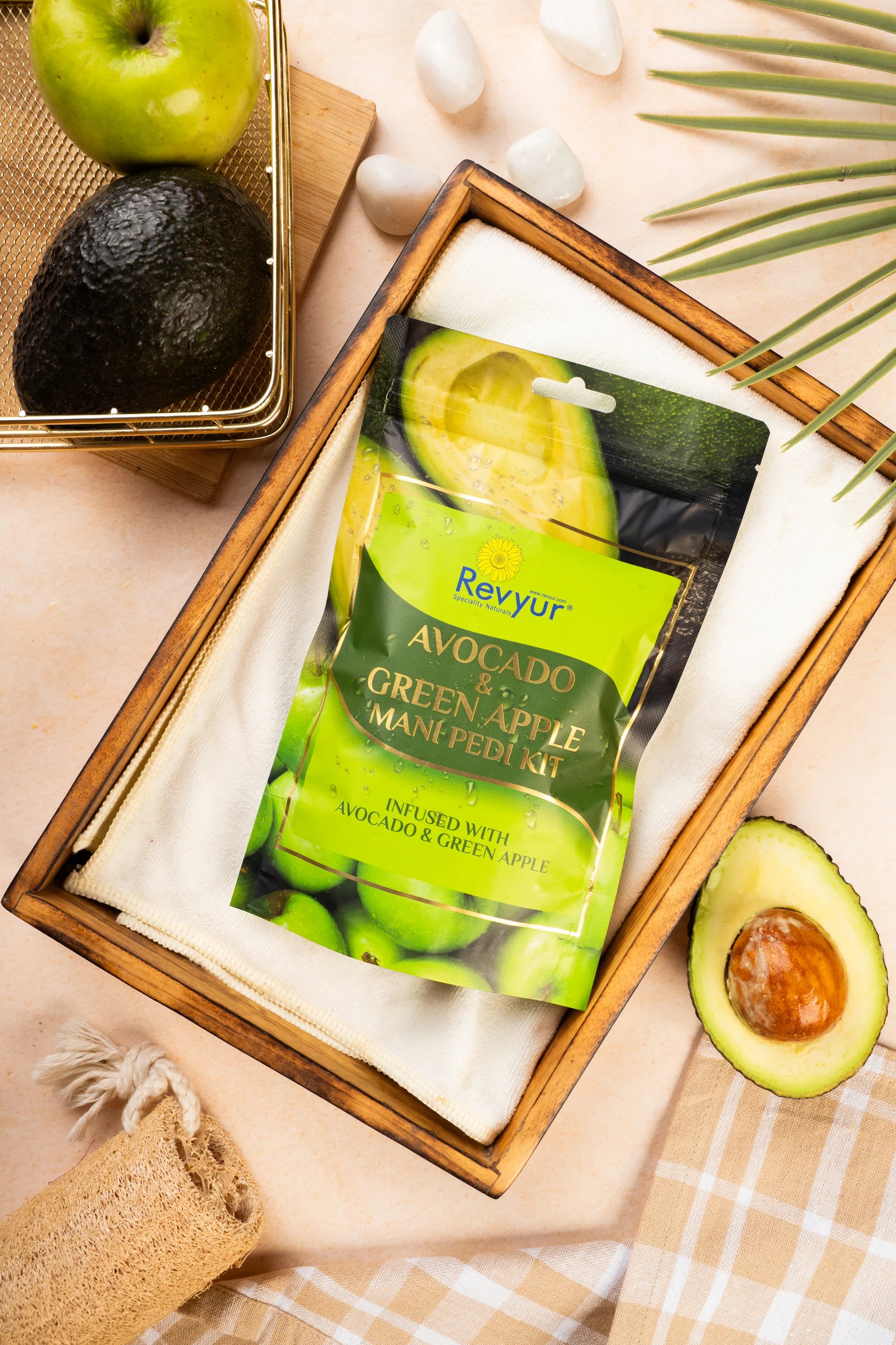 Revyur Avocado and Apple Mani Pedi Kit